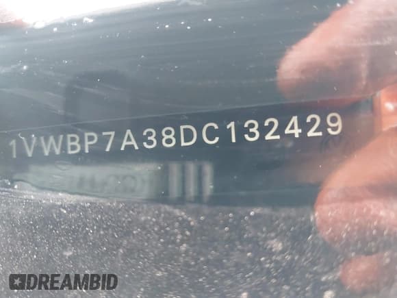 ✅ 2013 Volkswagen Passat SE • VIN: 1VWBP7A38DC132429 • Lot: 43717054. Listed on IAAI with 252,614 mi. Free auction sales archive from the USA and detailed vehicle history report at DreamBid. Image 9.