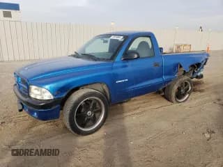 ✅ 1999 Dodge Dakota SLT • VIN: 1B7FL26X7XS241330 • Lot: 78123864. Wystawiony na Copart z przebiegiem 218 849 mil. Bezpłatny archiwum sprzedaży aukcyjnych z USA i szczegółowy raport historii pojazdu na DreamBid. Zdjęcie 1.