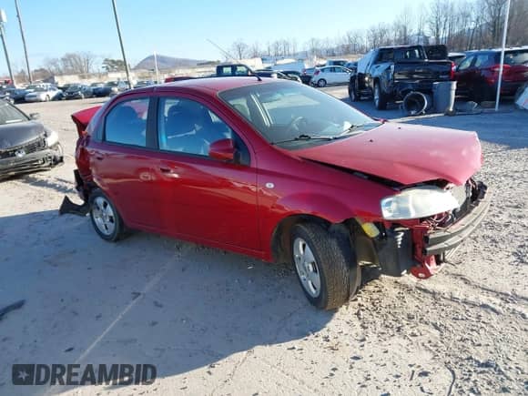 2006 Chevrolet Aveo LS z VIN KL1TD56656B614590, wystawiony jako IAAI lot #41223755 z przebiegiem Nie podano mil oraz . Historia ofert i sprzedaży dostępna na DreamBid. Obrazek 1.