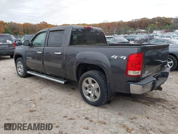 ✅ 2010 GMC Sierra 1500 SLT • VIN: 3GTRKWE30AG213387 • Lot: 43619504. Listed on IAAI with 221,563 mi. Free auction sales archive from the USA and detailed vehicle history report at DreamBid. Image 3.