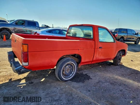 ✅ 1995 Nissan Frontier • VIN: 1N6SD11S4SC337210 • Lot: 94832575. Listed on Copart with 109,790 mi. Free auction sales archive from the USA and detailed vehicle history report at DreamBid. Image 3.