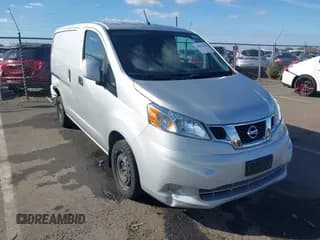 ✅ 2018 Nissan NV200 SV • VIN: 3N6CM0KN0JK700490 • Lot: 43640303. Wystawiony na IAAI z przebiegiem 136 740 mil. Bezpłatny archiwum sprzedaży aukcyjnych z USA i szczegółowy raport historii pojazdu na DreamBid. Zdjęcie 1.
