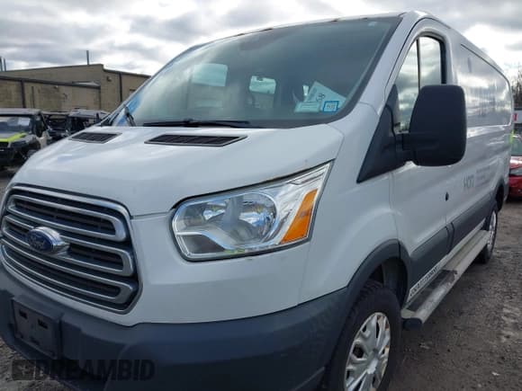 ✅ 2016 Ford Transit Cargo • VIN: 1FTYR1ZM4GKB20953 • Lot: 43766268. Wystawiony na IAAI z przebiegiem 151 953 mil. Bezpłatny archiwum sprzedaży aukcyjnych z USA i szczegółowy raport historii pojazdu na DreamBid. Zdjęcie 23.