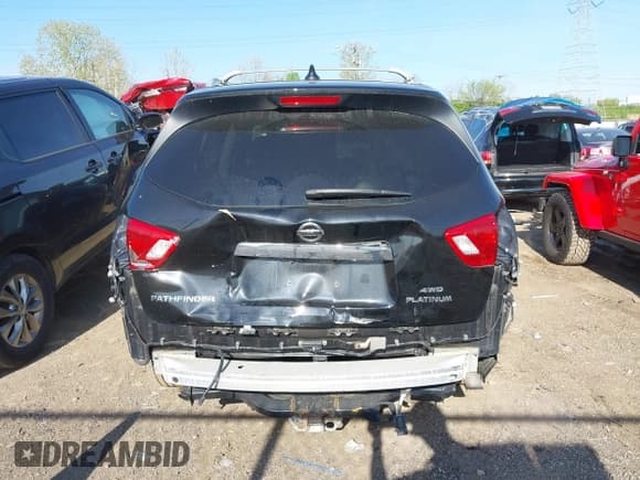 ✅ 2019 Nissan Pathfinder SV • VIN: 5N1DR2MM0KC650136 • Лот: 42098348. Опубликован ранее на IAAI с пробегом 98 861 миль. Бесплатный доступ к архиву аукционных продаж из США и подробный отчёт об истории автомобиля на DreamBid. Изображение 17.