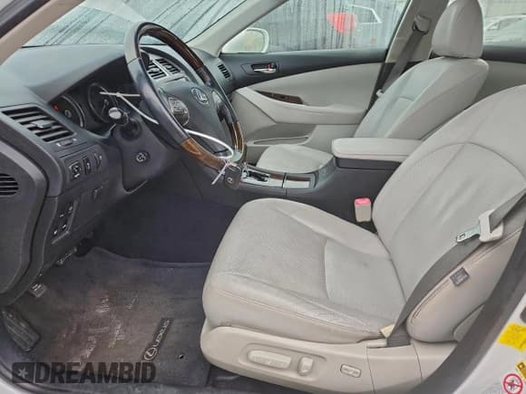 ✅ 2011 Lexus ES 330 • VIN: JTHBK1EG5B2471033 • Lot: 93759345. Listed on Copart with 133,499 mi. Free auction sales archive from the USA and detailed vehicle history report at DreamBid. Image 7.