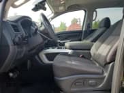 ✅ 2024 Nissan Titan SV • VIN: 1N6AA1EF8RN112045 • Лот: 61740495. Опубликован ранее на Copart с пробегом 10 770 миль. Бесплатный доступ к архиву аукционных продаж из США и подробный отчёт об истории автомобиля на DreamBid. Изображение 7.