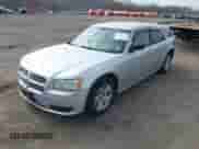 2008 Dodge Magnum z VIN 2D4FV47TX8H104329, wystawiony jako IAAI lot #41801975 z przebiegiem 94 679 mil mil oraz . Historia ofert i sprzedaży dostępna na DreamBid. Obrazek 2.