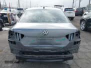 ✅ 2012 Volkswagen Passat S • VIN: 1VWAP7A3XCC096172 • Lot: 42283468. Wystawiony na IAAI z przebiegiem 131 968 mil. Bezpłatny archiwum sprzedaży aukcyjnych z USA i szczegółowy raport historii pojazdu na DreamBid. Zdjęcie 17.