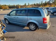 ✅ 2010 Chrysler Town & Country Touring Plus • VIN: 2A4RR8DX6AR320878 • Lot: 89564995. Wystawiony na Copart z przebiegiem 153 625 mil. Bezpłatny archiwum sprzedaży aukcyjnych z USA i szczegółowy raport historii pojazdu na DreamBid. Zdjęcie 2.