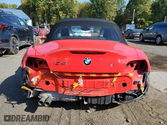 ✅ 2007 BMW Z4 3.0i • VIN: 4USBU33597LW60871 • Lot: 85126965. Wystawiony na Copart z przebiegiem 58 463 mil. Bezpłatny archiwum sprzedaży aukcyjnych z USA i szczegółowy raport historii pojazdu na DreamBid. Zdjęcie 6.
