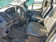 ✅ 2018 Ford Transit Passenger XL • VIN: 1FBZX2ZM2JKB36502 • Lot: 94441595. Wystawiony na Copart z przebiegiem 70 311 mil. Bezpłatny archiwum sprzedaży aukcyjnych z USA i szczegółowy raport historii pojazdu na DreamBid. Zdjęcie 7.