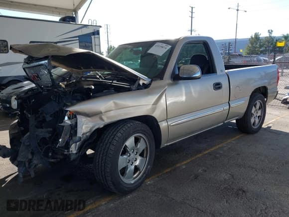 ✅ 2002 GMC Sierra 1500 SL • VIN: 1GTEC14V42Z216330 • Lot: 43535874. Listed on IAAI with 152,947 mi. Free auction sales archive from the USA and detailed vehicle history report at DreamBid. Image 17.