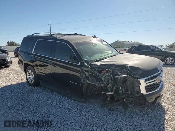 ✅ 2015 Chevrolet Tahoe LT • VIN: 1GNSCBKC3FR639617 • Lot: 90485145. Wystawiony na Copart z przebiegiem 245 039 mil. Bezpłatny archiwum sprzedaży aukcyjnych z USA i szczegółowy raport historii pojazdu na DreamBid. Zdjęcie 14.