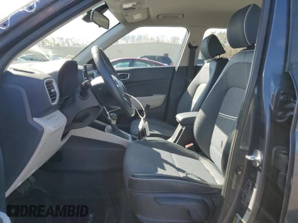 ✅ 2021 Hyundai Venue SEL • VIN: KMHRC8A35MU112521 • Lot: 50298175. Listed on Copart with 90,460 mi. Free auction sales archive from the USA and detailed vehicle history report at DreamBid. Image 7.