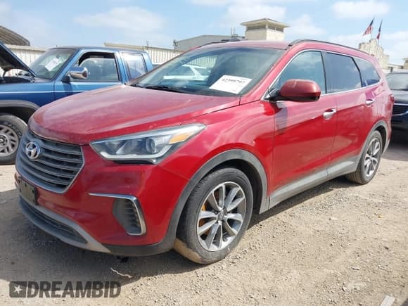 ✅ 2017 Hyundai Santa Fe SE • VIN: KM8SM4HF9HU201697 • Лот: 42399797. Опубликован ранее на IAAI с пробегом 176 701 миль. Бесплатный доступ к архиву аукционных продаж из США и подробный отчёт об истории автомобиля на DreamBid. Изображение 2.