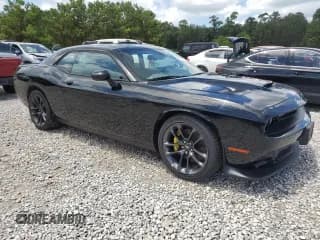 ✅ 2022 Dodge Challenger R/T Scat Pack Widebody • VIN: 2C3CDZFJXNH215429 • Lot: 64910254. Wystawiony na Copart z przebiegiem 34 610 mil. Bezpłatny archiwum sprzedaży aukcyjnych z USA i szczegółowy raport historii pojazdu na DreamBid. Zdjęcie 4.