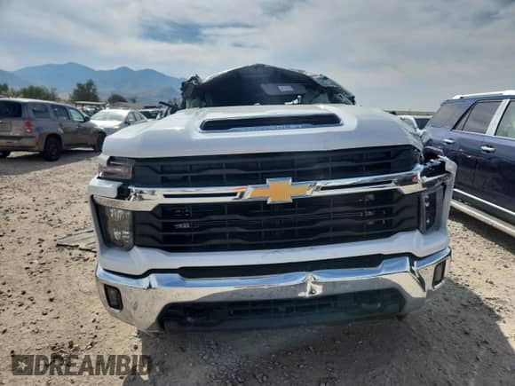 2025 Chevrolet Silverado 3500HD LT с VIN 1GC4KTEY7SF203852, выставлен на аукционе Copart как лот 70980815 с пробегом Не указан миль и Списание • Salvage title. История ставок и продаж доступна на DreamBid. Изображение 5.