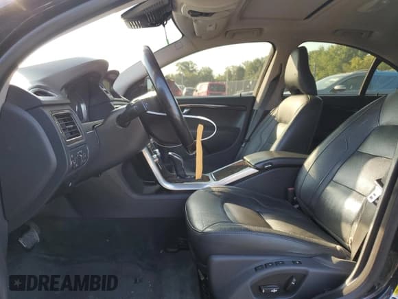 ✅ 2016 Volvo S80 T5 Drive-E Platinum • VIN: YV140MAM5G1196039 • Лот: 68851024. Опубликован ранее на Copart с пробегом 129 199 миль. Бесплатный доступ к архиву аукционных продаж из США и подробный отчёт об истории автомобиля на DreamBid. Изображение 7.