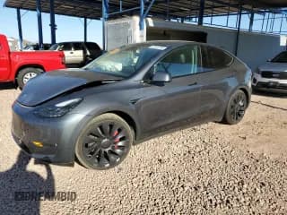 ✅ 2023 Tesla Model Y Performance • VIN: 7SAYGDEF8PF777284 • Lot: 62951295. Wystawiony na Copart z przebiegiem 28 660 mil. Bezpłatny archiwum sprzedaży aukcyjnych z USA i szczegółowy raport historii pojazdu na DreamBid. Zdjęcie 1.