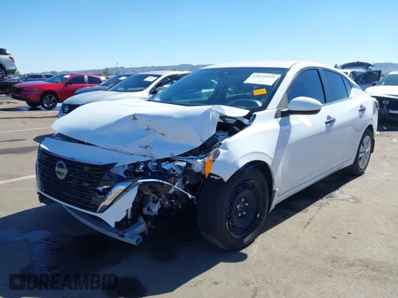 ✅ 2024 Nissan Sentra S • VIN: 3N1AB8BV1RY385869 • Lot: 43475929. Listed on IAAI with 19,708 mi. Free auction sales archive from the USA and detailed vehicle history report at DreamBid. Image 6.