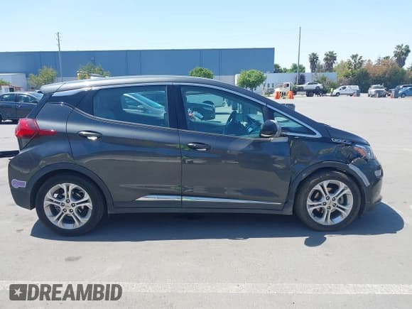 ✅ 2018 Chevrolet Bolt EV LT • VIN: 1G1FW6S00J4139718 • Lot: 42162016. Wystawiony na IAAI z przebiegiem 95 347 mil. Bezpłatny archiwum sprzedaży aukcyjnych z USA i szczegółowy raport historii pojazdu na DreamBid. Zdjęcie 13.