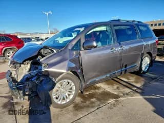 ✅ 2015 Toyota Sienna XLE • VIN: 5TDYK3DCXFS661771 • Lot: 93775905. Listed on Copart with 152,429 mi. Free auction sales archive from the USA and detailed vehicle history report at DreamBid. Image 1.