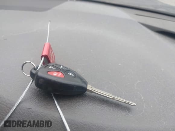 ✅ 2007 Toyota Camry LE • VIN: JTNBE46KX73074587 • Lot: 43590249. Wystawiony na IAAI z przebiegiem 247 924 mil. Bezpłatny archiwum sprzedaży aukcyjnych z USA i szczegółowy raport historii pojazdu na DreamBid. Zdjęcie 11.