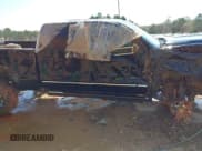 ✅ 2016 Chevrolet Silverado 2500HD LT • VIN: 1GC1KVE85GF250173 • Lot: 41199009. Wystawiony na IAAI z przebiegiem 155 688 mil. Bezpłatny archiwum sprzedaży aukcyjnych z USA i szczegółowy raport historii pojazdu na DreamBid. Zdjęcie 13.