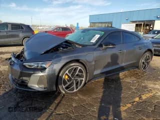 ✅ 2023 Audi RS e-tron GT • VIN: WAUBHBFW3P7901063 • Lot: 85080015. Wystawiony na Copart z przebiegiem 8 728 mil. Bezpłatny archiwum sprzedaży aukcyjnych z USA i szczegółowy raport historii pojazdu na DreamBid. Zdjęcie 1.