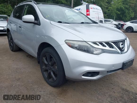 ✅ 2014 Nissan Murano SV • VIN: JN8AZ1MW5EW531718 • Lot: 42920712. Listed on IAAI with 196,482 mi. Free auction sales archive from the USA and detailed vehicle history report at DreamBid. Image 1.