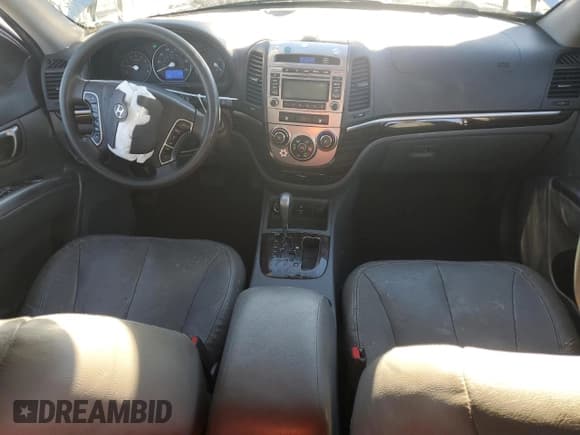 ✅ 2010 Hyundai Santa Fe GLS • VIN: 5NMSGDAB2AH367558 • Lot: 83432614. Listed on Copart with 163,154 mi. Free auction sales archive from the USA and detailed vehicle history report at DreamBid. Image 8.