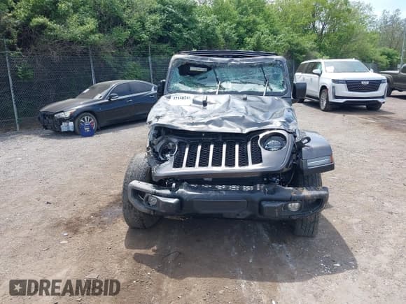 ✅ 2021 Jeep Gladiator Freedom • VIN: 1C6HJTAG3ML557932 • Лот: 42150245. Опубликован ранее на IAAI с пробегом 26 656 миль. Бесплатный доступ к архиву аукционных продаж из США и подробный отчёт об истории автомобиля на DreamBid. Изображение 13.