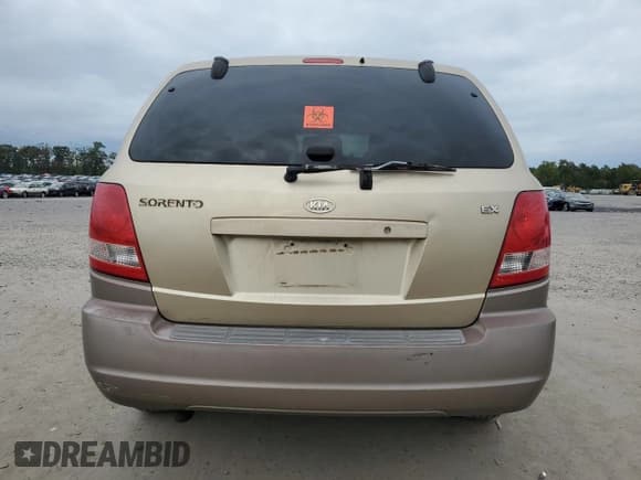 ✅ 2003 Kia Sorento LX • VIN: KNDJD733X35063802 • Lot: 74760084. Listed on Copart with 189,088 mi. Free auction sales archive from the USA and detailed vehicle history report at DreamBid. Image 6.