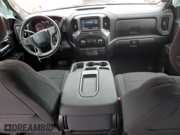 ✅ 2022 Chevrolet Silverado 1500 Custom Trail Boss • VIN: 1GCPYCEL5NZ228882 • Lot: 57828225. Wystawiony na Copart z przebiegiem 43 029 mil. Bezpłatny archiwum sprzedaży aukcyjnych z USA i szczegółowy raport historii pojazdu na DreamBid. Zdjęcie 8.