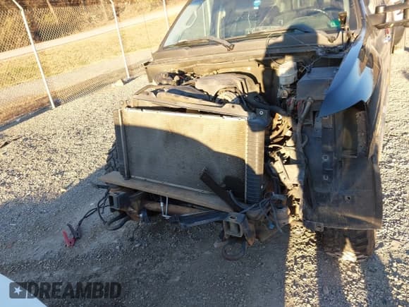 ✅ 2009 Chevrolet Silverado 2500HD LTZ • VIN: 1GCHK63K79F189916 • Лот: 43806161. Опубликован ранее на IAAI с пробегом 220 990 миль. Бесплатный доступ к архиву аукционных продаж из США и подробный отчёт об истории автомобиля на DreamBid. Изображение 13.