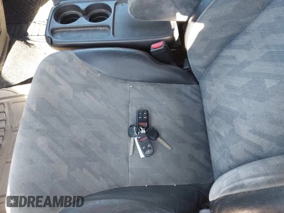 ✅ 2003 Honda CR-V EX • VIN: SHSRD78853U109910 • Lot: 43779787. Wystawiony na IAAI z przebiegiem 170 532 mil. Bezpłatny archiwum sprzedaży aukcyjnych z USA i szczegółowy raport historii pojazdu na DreamBid. Zdjęcie 11.