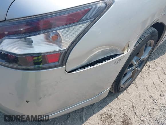 ✅ 2012 Nissan Maxima SV • VIN: 1N4AA5AP6CC841081 • Лот: 42428824. Опубликован ранее на IAAI с пробегом 131 026 миль. Бесплатный доступ к архиву аукционных продаж из США и подробный отчёт об истории автомобиля на DreamBid. Изображение 14.