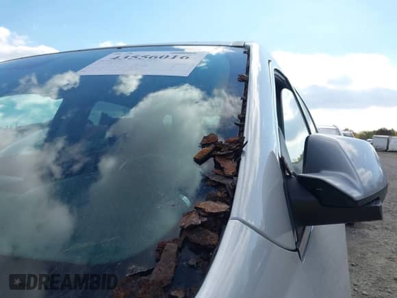 2013 Chevrolet Equinox LT z VIN 2GNALPEK4D6319341, wystawiony jako IAAI lot #43556016 z przebiegiem 122 760 mil mil oraz . Historia ofert i sprzedaży dostępna na DreamBid. Obrazek 6.