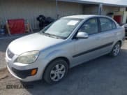 ✅ 2008 Kia Rio LX • VIN: KNADE123886396510 • Lot: 43677271. Wystawiony na IAAI z przebiegiem 47 243 mil. Bezpłatny archiwum sprzedaży aukcyjnych z USA i szczegółowy raport historii pojazdu na DreamBid. Zdjęcie 2.