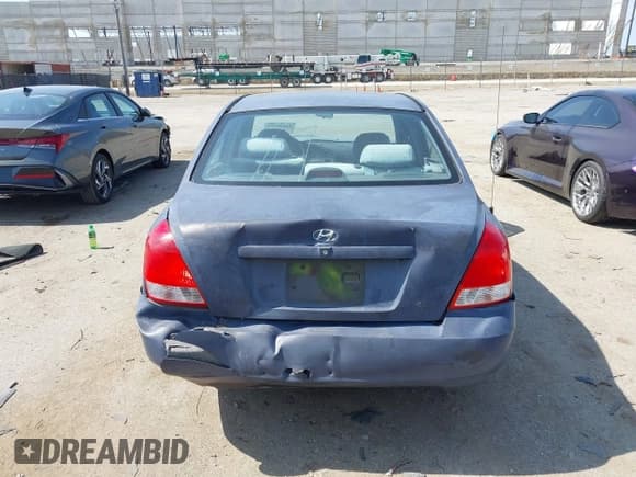 ✅ 2002 Hyundai Elantra GLS • VIN: KMHDN45D92U288596 • Lot: 42448223. Wystawiony na IAAI z przebiegiem 116 985 mil. Bezpłatny archiwum sprzedaży aukcyjnych z USA i szczegółowy raport historii pojazdu na DreamBid. Zdjęcie 16.