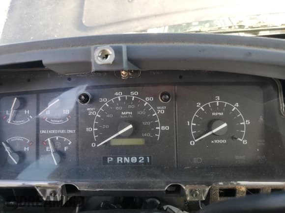 ✅ 1992 Ford F-150 • VIN: 1FTDF15H1NLA30439 • Лот: 86606974. Опубликован ранее на Copart с пробегом Не указан. Бесплатный доступ к архиву аукционных продаж из США и подробный отчёт об истории автомобиля на DreamBid. Изображение 9.