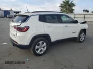 ✅ 2019 Jeep Compass Latitude • VIN: 3C4NJDBB7KT787057 • Lot: 72096515. Wystawiony na Copart z przebiegiem 97 409 mil. Bezpłatny archiwum sprzedaży aukcyjnych z USA i szczegółowy raport historii pojazdu na DreamBid. Zdjęcie 3.
