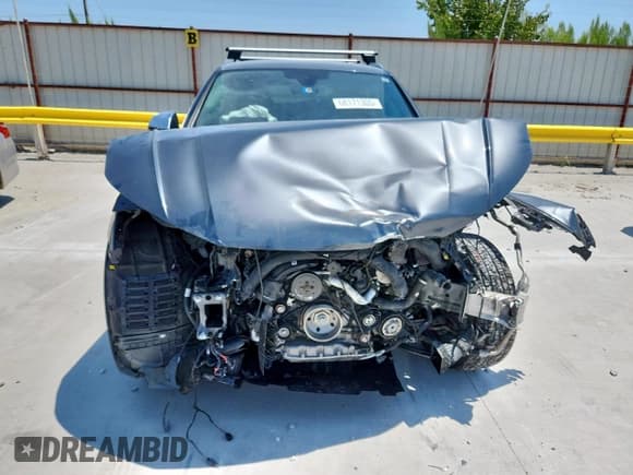 ✅ 2022 Audi SQ5 Premium • VIN: WA1A4AFY2N2103115 • Lot: 68171305. Wystawiony na Copart z przebiegiem Nie podano. Bezpłatny archiwum sprzedaży aukcyjnych z USA i szczegółowy raport historii pojazdu na DreamBid. Zdjęcie 5.