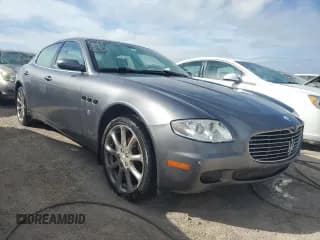 ✅ 2005 Maserati Quattroporte • VIN: ZAMCE39A750019627 • Lot: 76547324. Wystawiony na Copart z przebiegiem 25 505 mil. Bezpłatny archiwum sprzedaży aukcyjnych z USA i szczegółowy raport historii pojazdu na DreamBid. Zdjęcie 4.