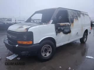 ✅ 2017 Chevrolet Express Cargo • VIN: 1GCWGAFF4H1298596 • Лот: 44690105. Опубликован ранее на Copart с пробегом Не указан. Бесплатный доступ к архиву аукционных продаж из США и подробный отчёт об истории автомобиля на DreamBid. Изображение 1.