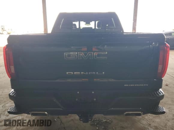 ✅ 2023 GMC Sierra 1500 Denali Ultimate • VIN: 1GTUUHEL9PZ273709 • Лот: 51457605. Опубликован ранее на Copart с пробегом 24 147 миль. Бесплатный доступ к архиву аукционных продаж из США и подробный отчёт об истории автомобиля на DreamBid. Изображение 6.