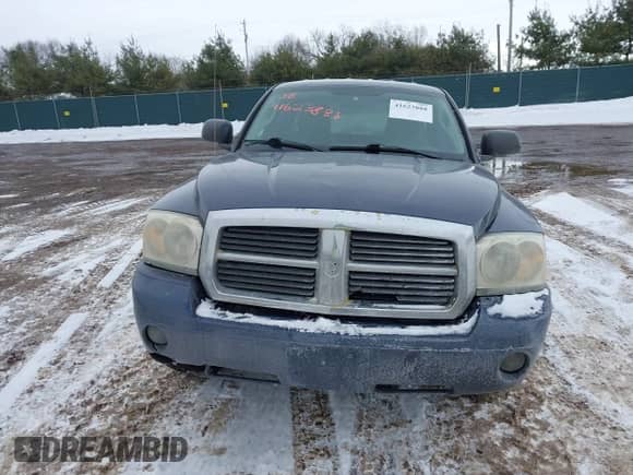 2006 Dodge Dakota SLT with VIN 1D7HW42N36S589968, listed as a IAAI auction lot 41623888 with 174,464 mi miles and . Bid and sale history available at DreamBid. Image 12.