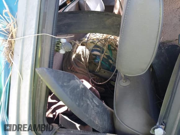 ✅ 1992 Mazda B-Series • VIN: JM2UF6147N0281429 • Lot: 42198800. Listed on IAAI with Not provided. Free auction sales archive from the USA and detailed vehicle history report at DreamBid. Image 8.