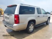 ✅ 2009 Chevrolet Suburban LS • VIN: 1GNFC16029R201204 • Lot: 42855407. Listed on IAAI with 220,289 mi. Free auction sales archive from the USA and detailed vehicle history report at DreamBid. Image 4.
