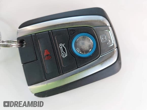 ✅ 2014 BMW i3 • VIN: WBY1Z4C55EV273095 • Лот: 43090585. Опубликован ранее на IAAI с пробегом 123 218 миль. Бесплатный доступ к архиву аукционных продаж из США и подробный отчёт об истории автомобиля на DreamBid. Изображение 11.